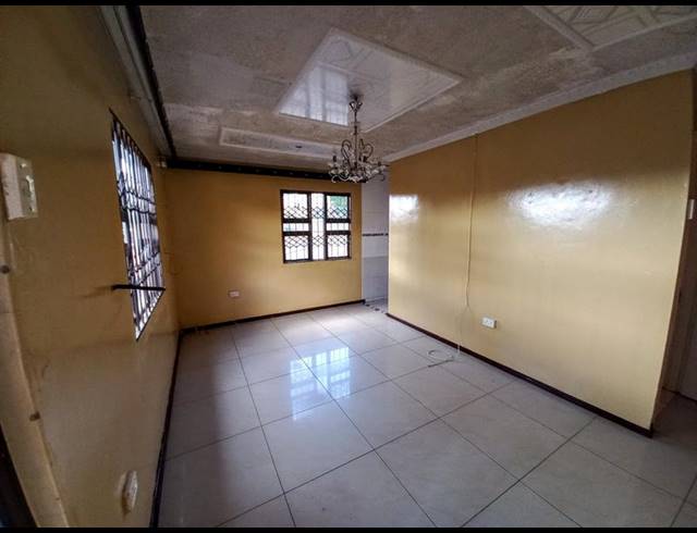 4 BEDROOM HOUSE FOR SALE IN PANORAMA GARDENS